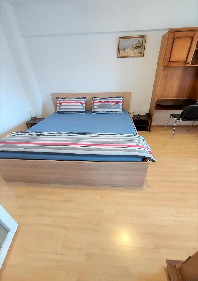 باكاو Ultracentral - Apartament Modern - Panoramic View المظهر الخارجي الصورة