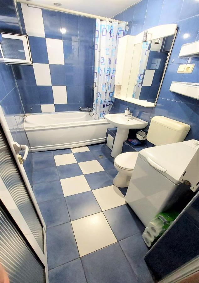 باكاو Ultracentral - Apartament Modern - Panoramic View المظهر الخارجي الصورة