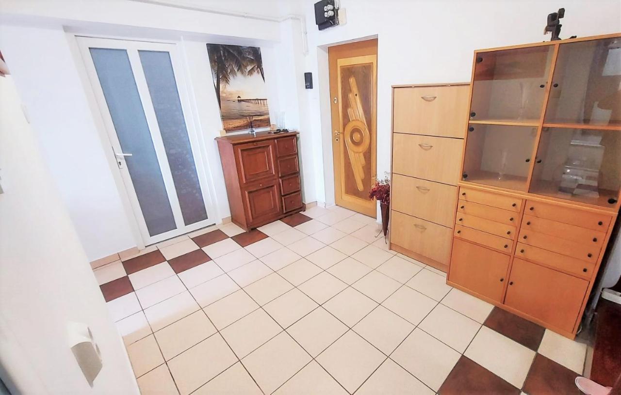 باكاو Ultracentral - Apartament Modern - Panoramic View المظهر الخارجي الصورة